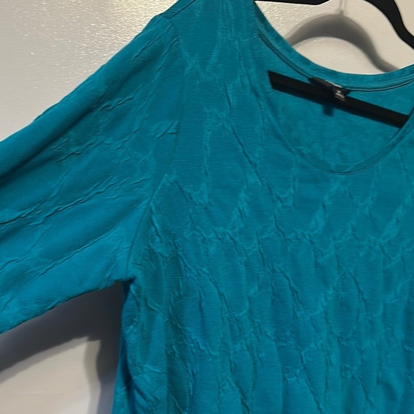 Simply Vera Vera Wang Relaxed Green and Blue Blouse - Picture 6 of 11